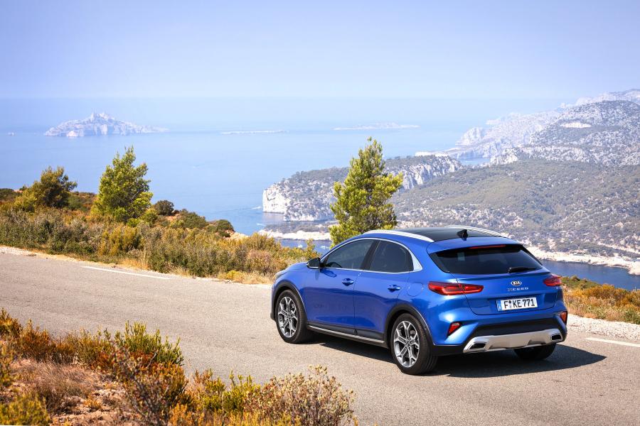  Kia XCeed 2019 года  (WW) (фото 35 из 40)